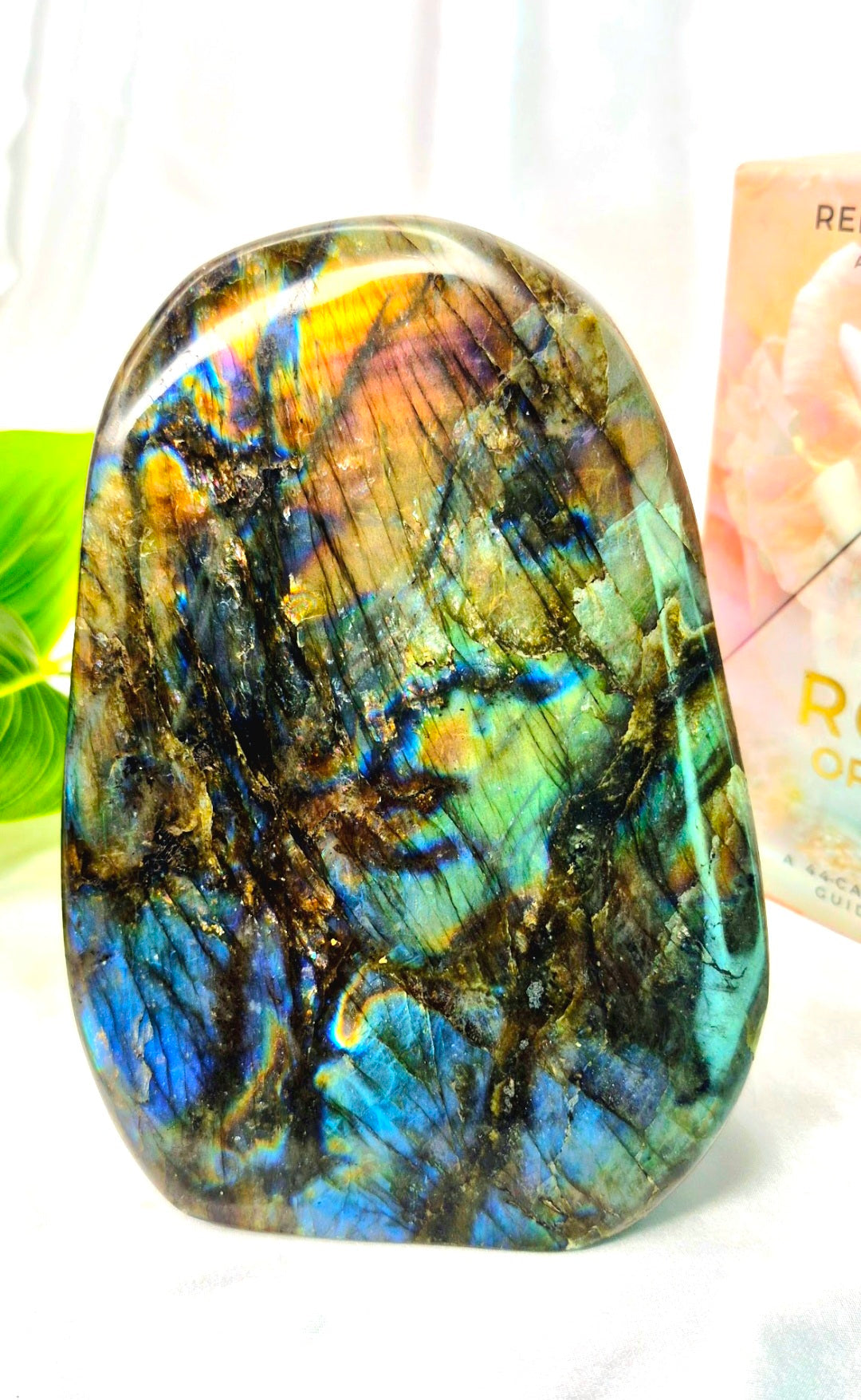 Labradorite- The Mesmerising Stone of Magic and Light