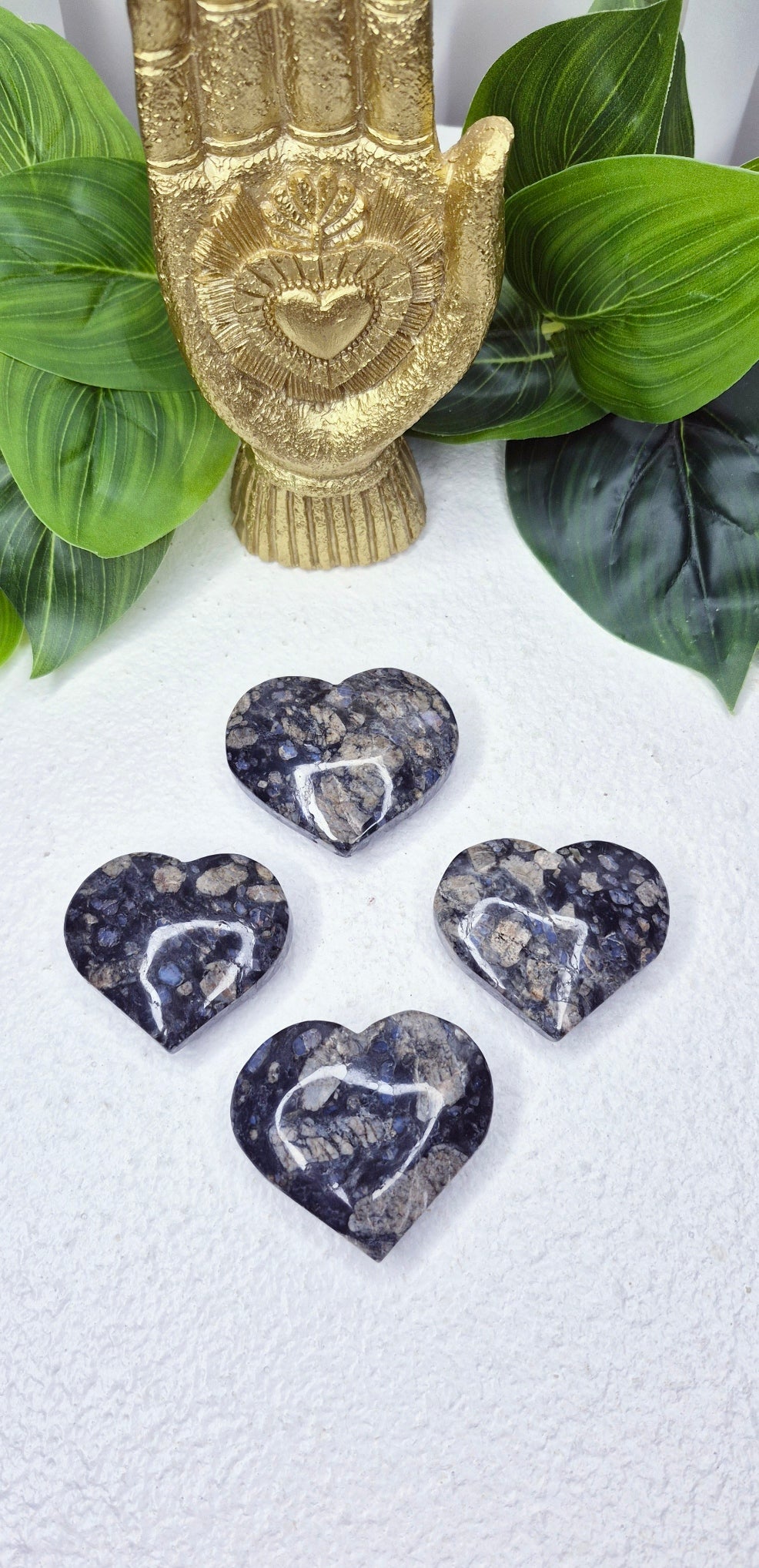 Que Sera Heart Carving