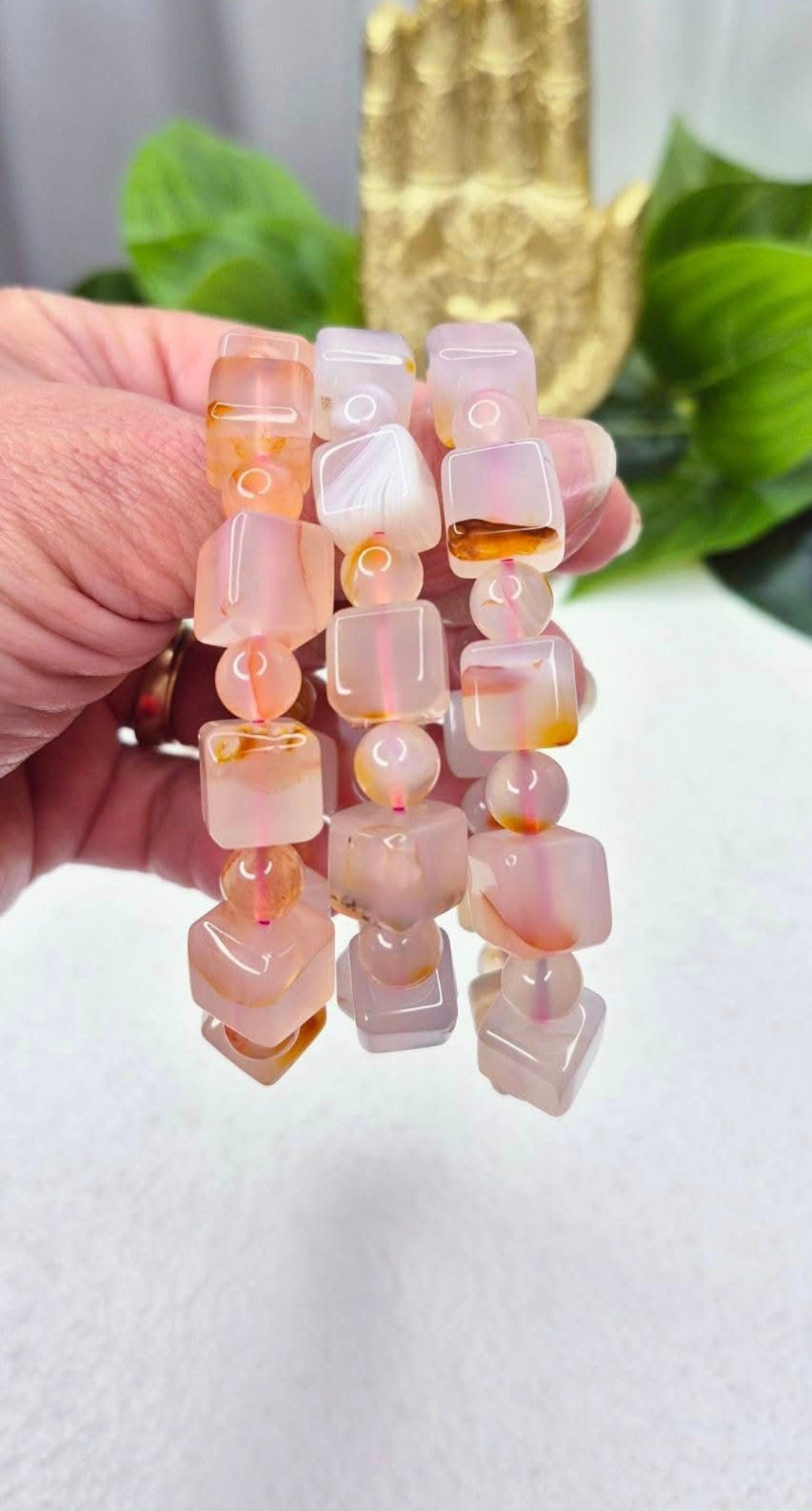 Deluxe Flower Agate Beaded Bracelet